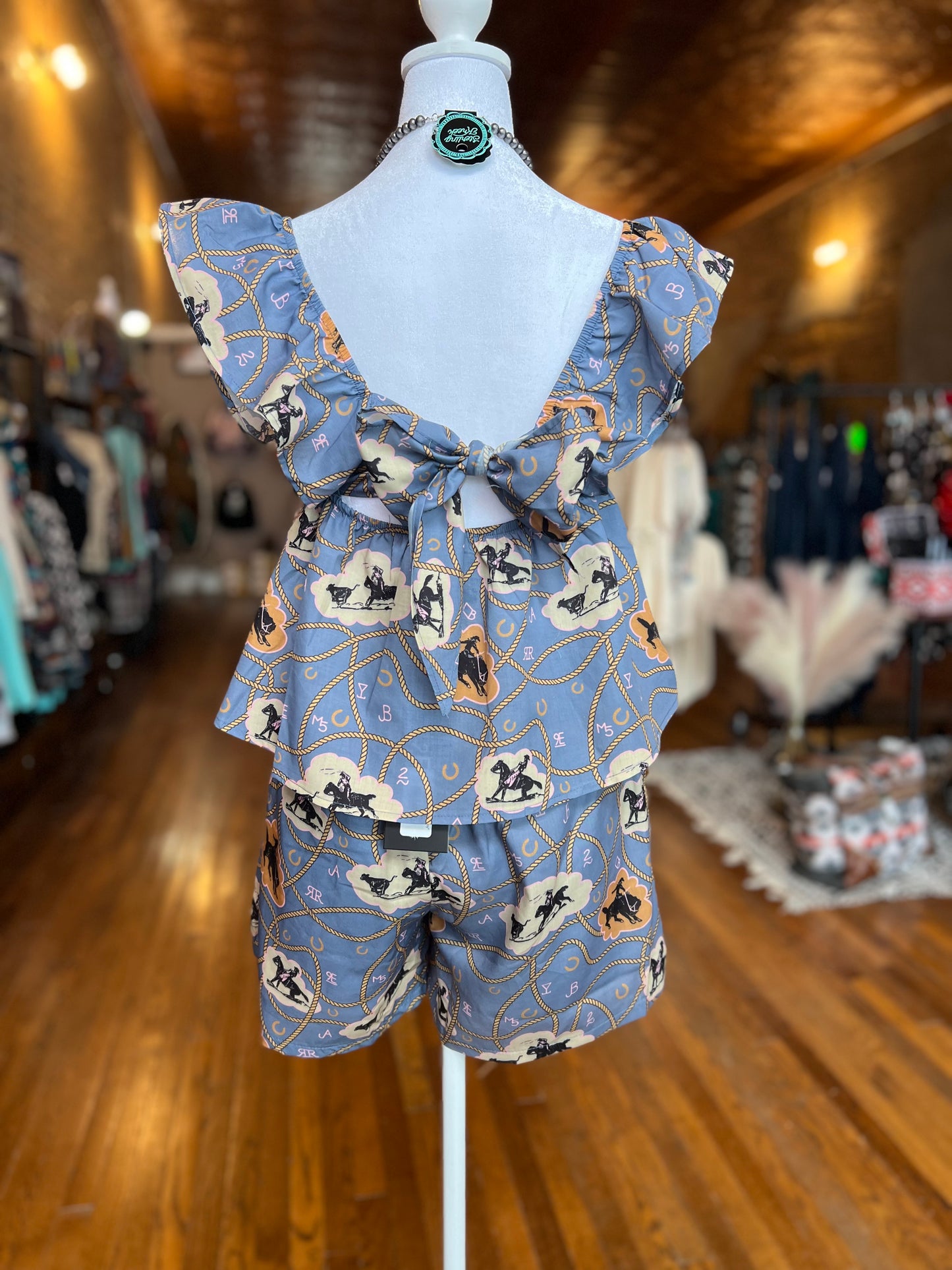 Lasso Lady Top