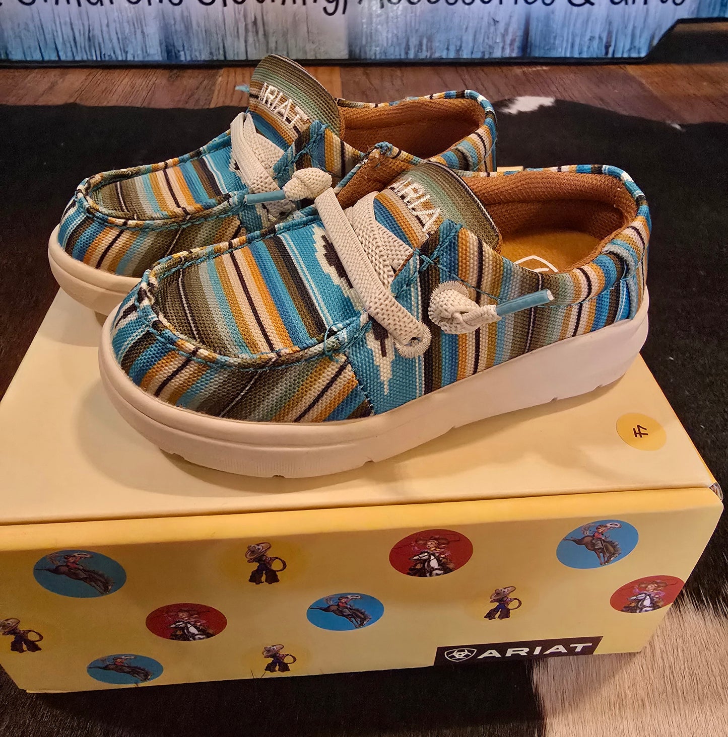 ARIAT Lil' Stompers *TQ Serape*