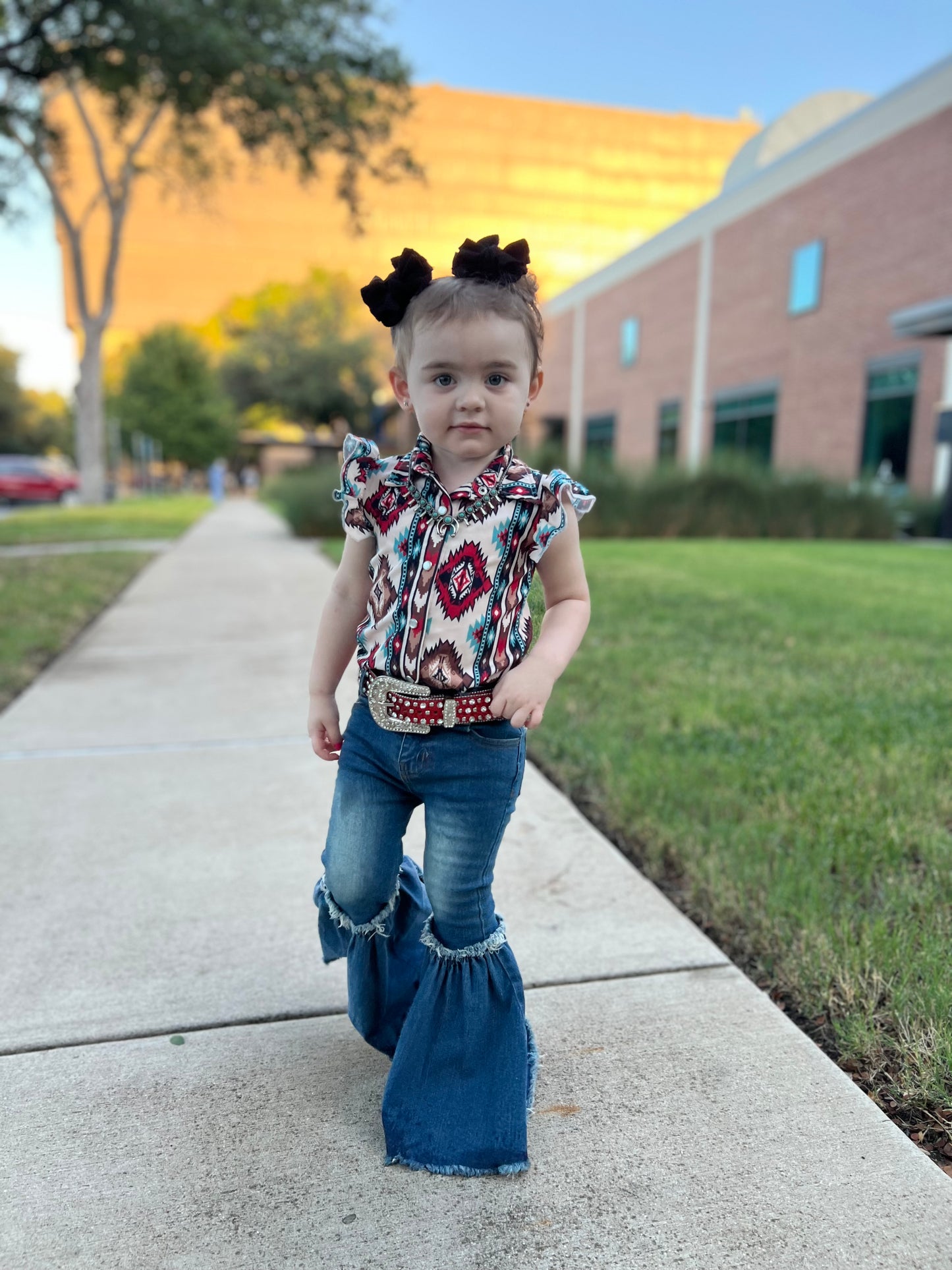 Single Fringe Bell Jeans