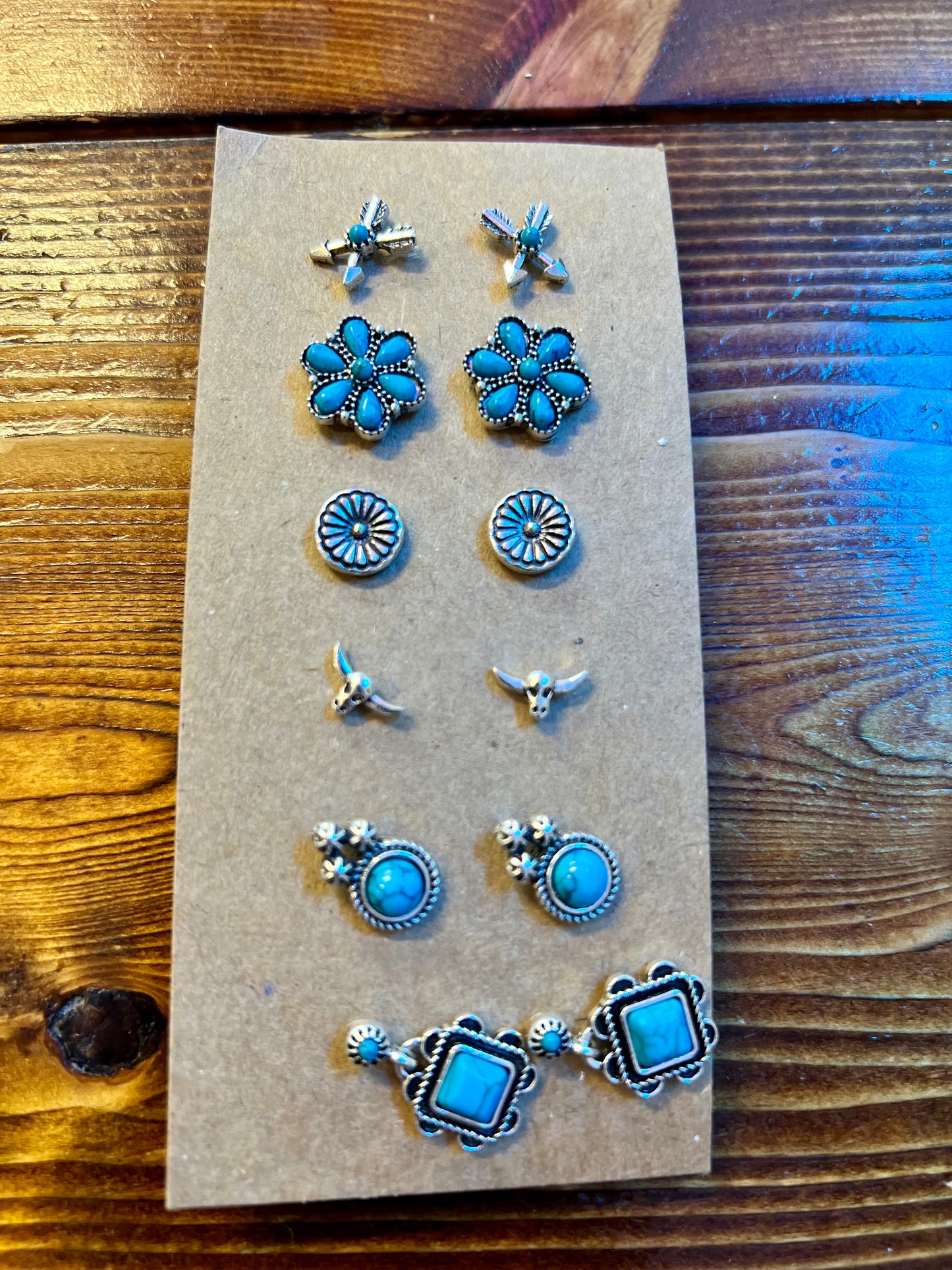 Stud Earrings Set