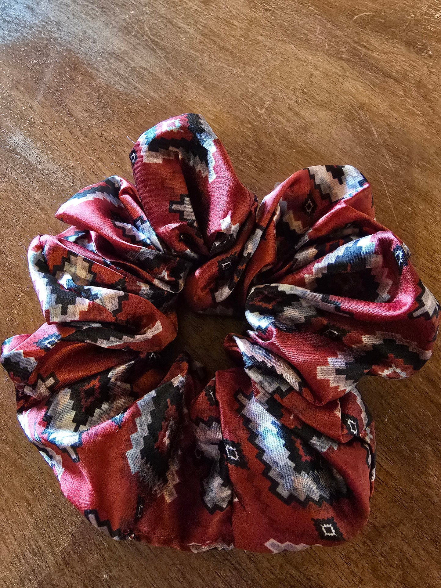 Jumbo Silk Scrunchie