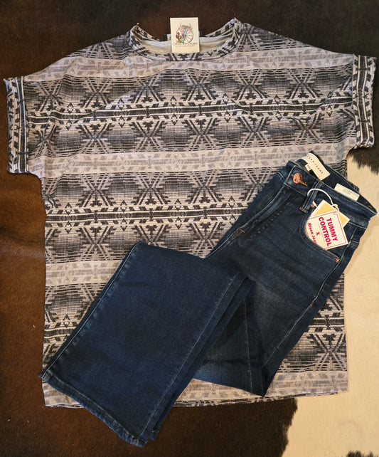 Distressed Black Aztec Printed Cuffled Rolled Short Sleeve Top