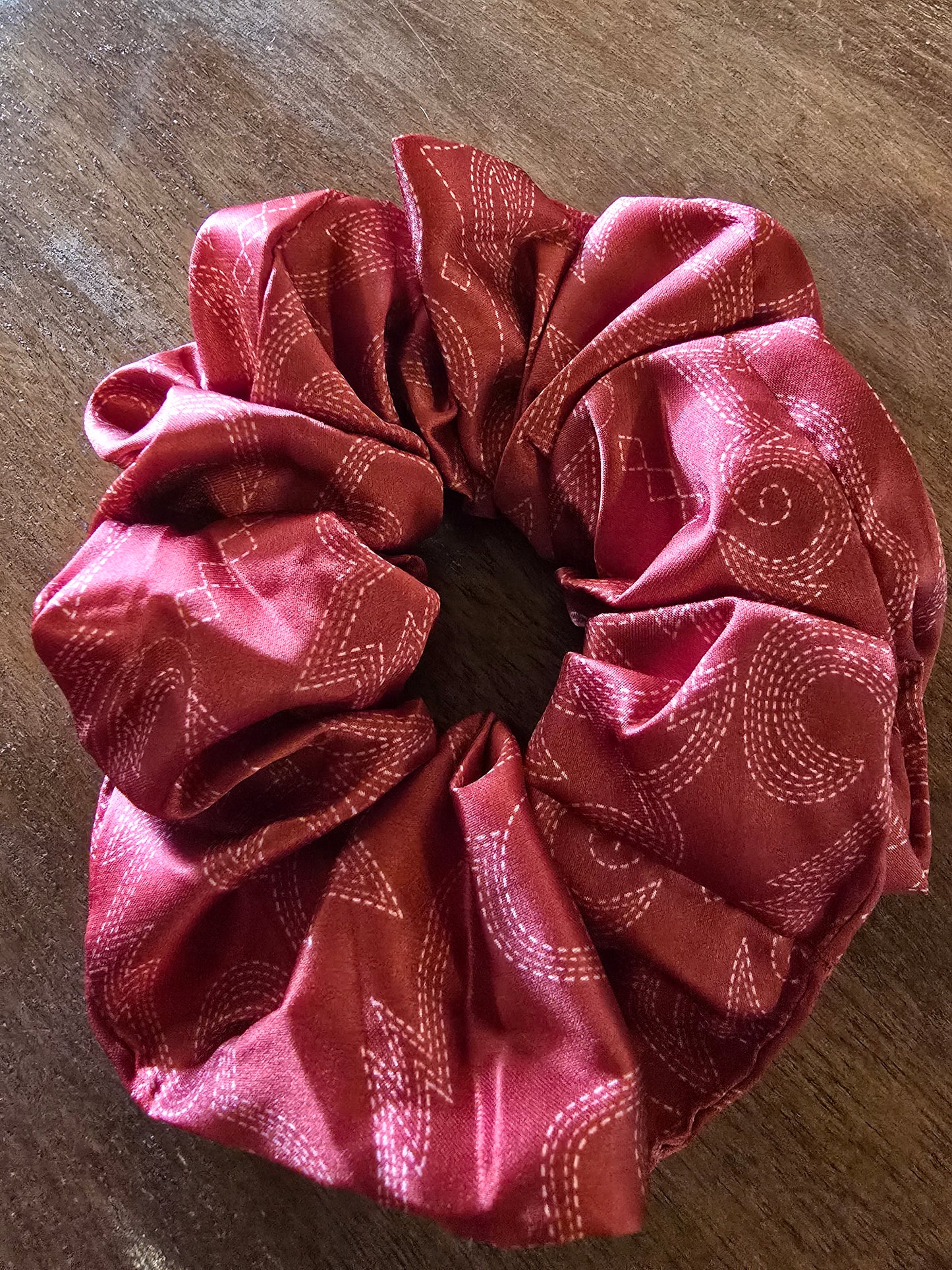 Jumbo Silk Scrunchie
