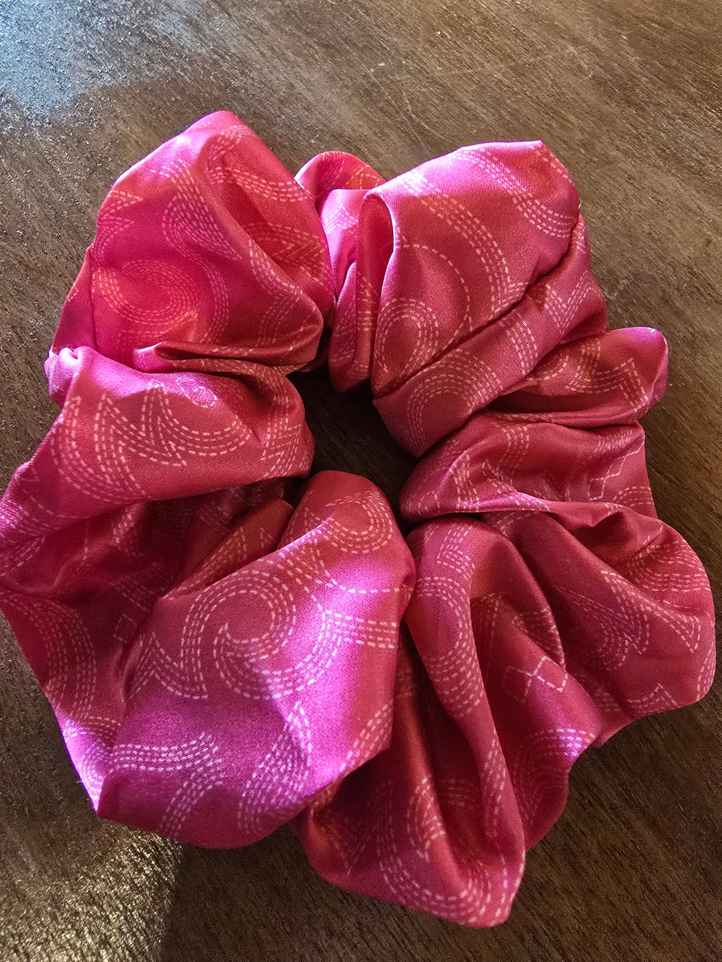 Jumbo Silk Scrunchie